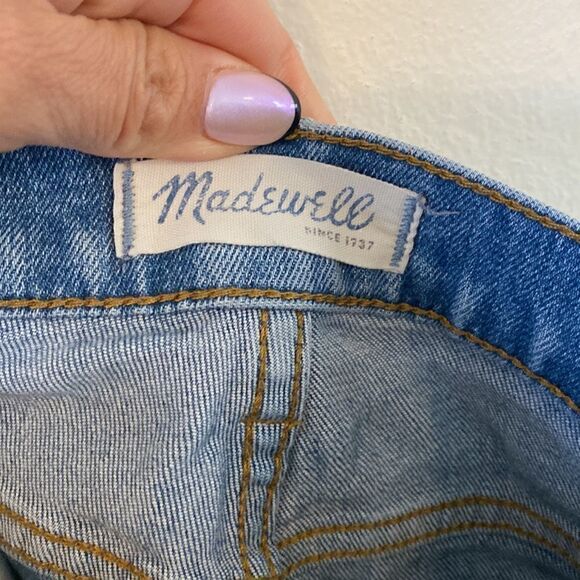 Madewell Cutoff Slim Boy Jean Frayed Denim Shorts - Picture 4 of 12